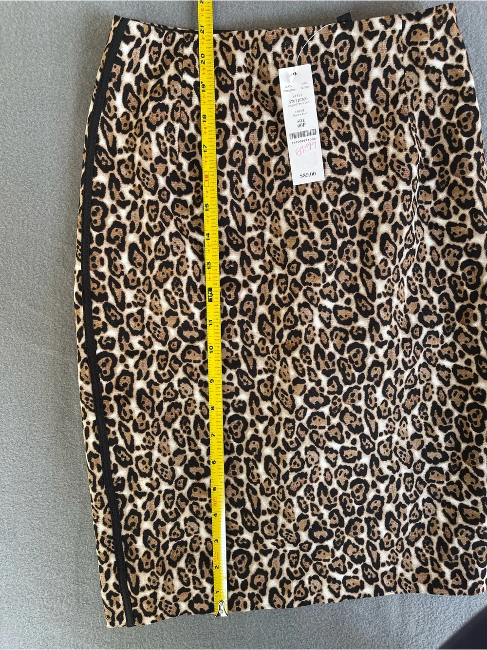 White House Black Market Leopard Print Pencil Skirt In Size 00P